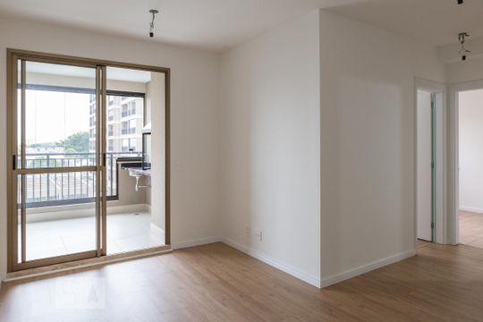 Apartamento à venda com 2 quartos, 68m² em Água Branca, São Paulo