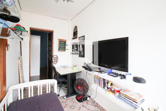 Quarto 3 de casa à venda com 3 quartos, 128m² em Indianópolis, São Paulo