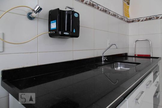 Cozinha  de apartamento à venda com 2 quartos, 54m² em Vargem Pequena, Rio de Janeiro