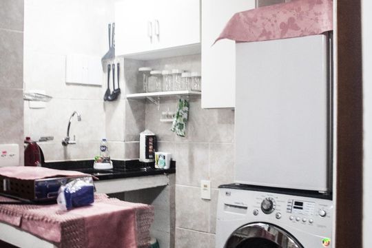 Cozinha de kitnet/studio para alugar com 1 quarto, 22m² em Bela Vista, São Paulo