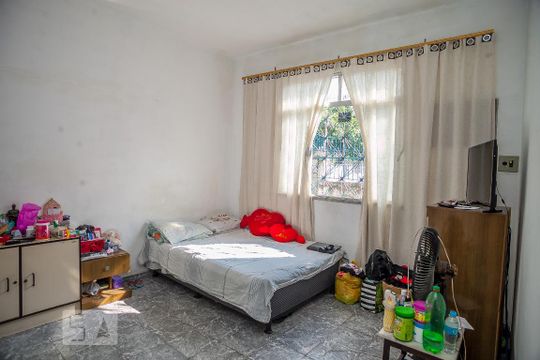 Quarto 1 de casa à venda com 3 quartos, 80m² em Taquara, Rio de Janeiro