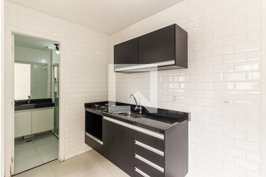 Cozinha de kitnet/studio para alugar com 1 quarto, 26m² em Vila Buarque, São Paulo