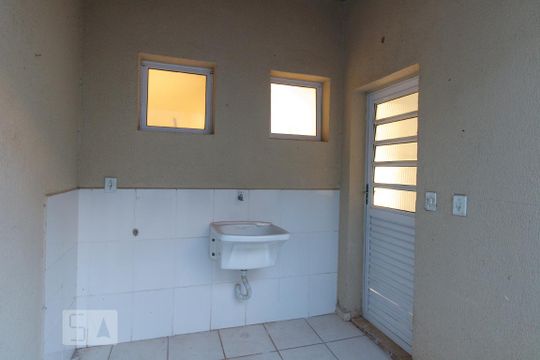 Área de Serviço de casa de condomínio para alugar com 2 quartos, 64m² em Vila Pomar, Mogi das Cruzes