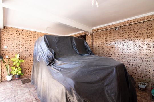 Garagem de casa à venda com 4 quartos, 290m² em Jardim Divinolandia, Guarulhos