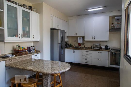 Cozinha de apartamento à venda com 4 quartos, 143m² em Parque da Mooca, São Paulo