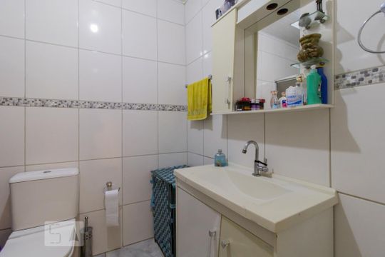 Banheiro de casa à venda com 3 quartos, 120m² em Jardim America, São Leopoldo