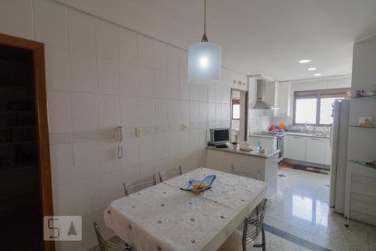 Cozinha de apartamento para alugar com 4 quartos, 215m² em Santana, São Paulo