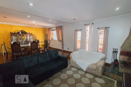 Sala de TV de casa à venda com 3 quartos, 250m² em Sítio do Mandaqui, São Paulo