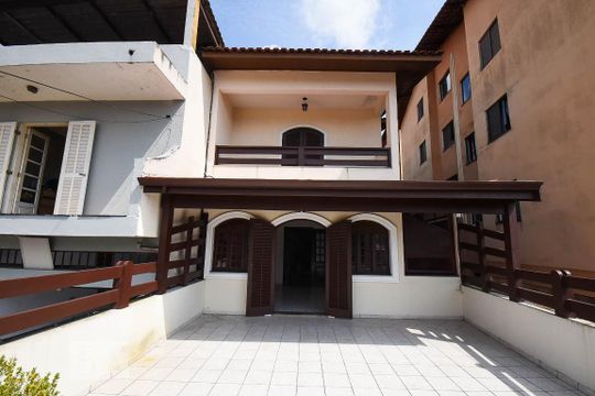 Terraço de casa para alugar com 4 quartos, 500m² em Cidade Intercap, Taboão da Serra