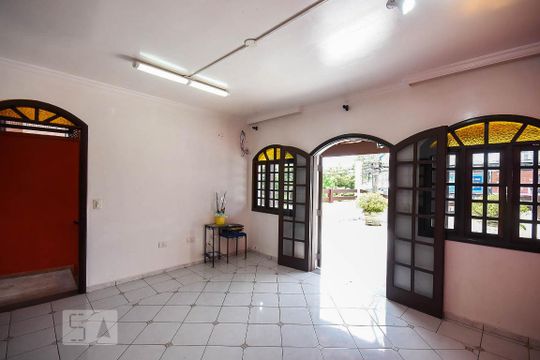 Sala de casa para alugar com 4 quartos, 500m² em Cidade Intercap, Taboão da Serra
