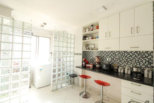 Cozinha de apartamento à venda com 3 quartos, 84m² em Santana, São Paulo