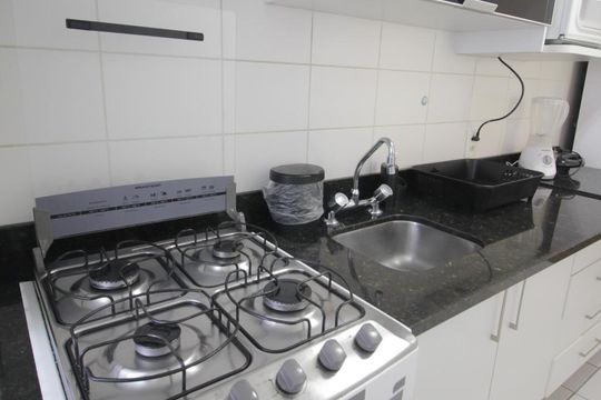 Detalhe da cozinha de apartamento para alugar com 1 quarto, 59m² em Jardim Leonor, São Paulo