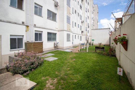 Área comum de apartamento para alugar com 3 quartos, 60m² em Sarandi, Porto Alegre