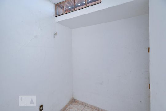 Quarto 2 de casa de condomínio para alugar com 2 quartos, 52m² em Piratininga (venda Nova), Belo Horizonte