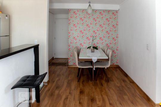 Sala de apartamento à venda com 2 quartos, 48m² em Itaquera, São Paulo