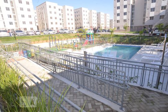 Piscina de apartamento para alugar com 2 quartos, 45m² em Campo Grande, Rio de Janeiro