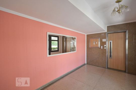 Hall de apartamento para alugar com 1 quarto, 54m² em Cambuci, São Paulo