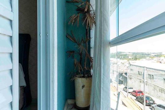 Varanda Quarto 1 - Suite de casa para alugar com 4 quartos, 150m² em Vila Carmosina, São Paulo
