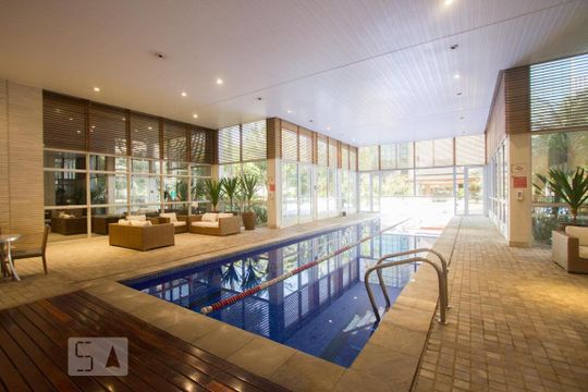 Piscina de apartamento para alugar com 2 quartos, 108m² em Cidade Monções, São Paulo