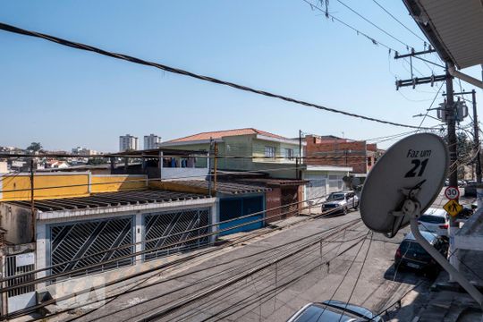 Vista de casa à venda com 2 quartos, 65m² em Jardim Botucatu, São Paulo