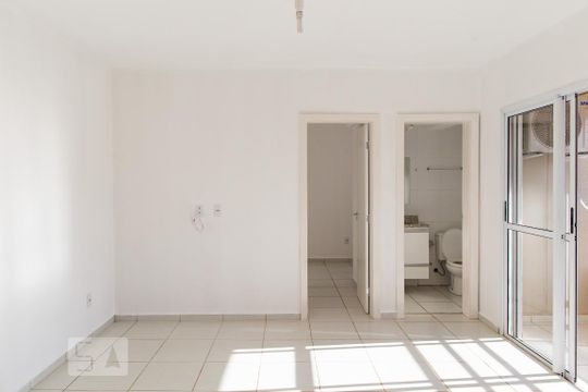 Sala de apartamento para alugar com 1 quarto, 41m² em Centro, Ribeirão Preto
