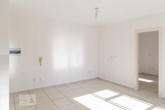 Sala de apartamento para alugar com 1 quarto, 41m² em Centro, Ribeirão Preto