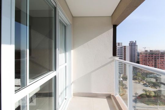 Varanda  de apartamento para alugar com 1 quarto, 25m² em Indianópolis, São Paulo