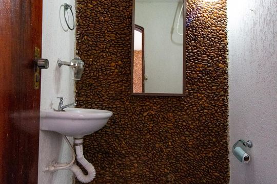 Banheiro de casa para alugar com 2 quartos, 80m² em Vila Ré, São Paulo