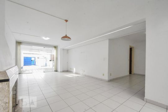 Casa à venda com 3 quartos, 360m² em Vila Cruzeiro, São Paulo