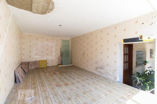 Garagem de casa à venda com 3 quartos, 120m² em Vila Nair, São Paulo