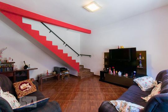 Sala de casa à venda com 3 quartos, 120m² em Vila Nair, São Paulo