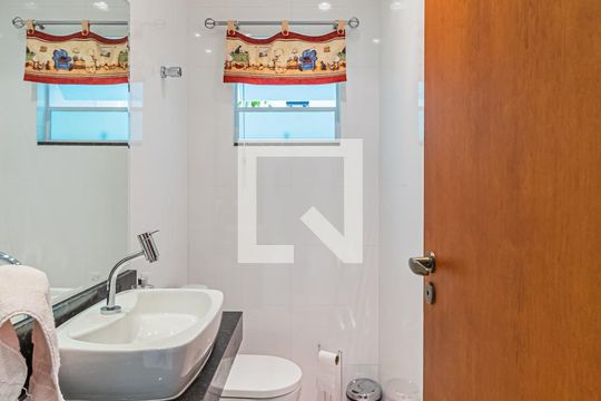 Lavabo de casa à venda com 3 quartos, 195m² em Vila Assunção, Santo André
