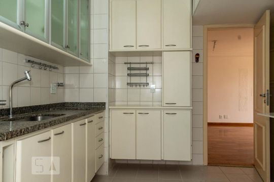 Cozinha de apartamento à venda com 3 quartos, 85m² em Vila Guarani (zona Sul), São Paulo