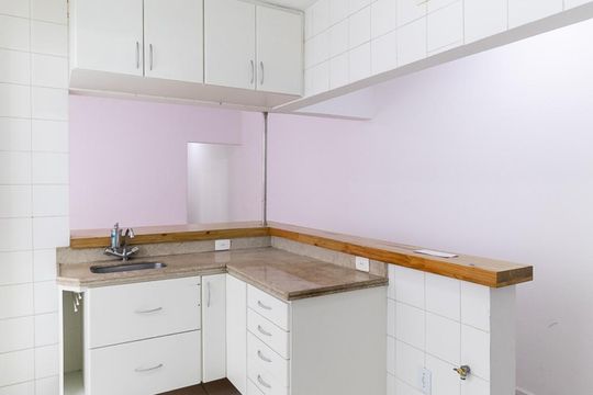 Cozinha de apartamento para alugar com 2 quartos, 75m² em Jardim Paulista, São Paulo