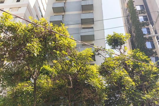 Fachada de apartamento para alugar com 2 quartos, 75m² em Jardim Paulista, São Paulo
