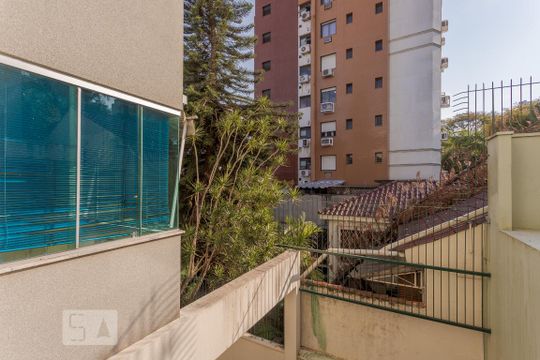 Vista de apartamento para alugar com 1 quarto, 43m² em Petrópolis, Porto Alegre