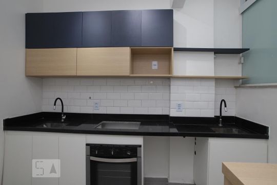 Cozinha de apartamento para alugar com 1 quarto, 50m² em Andaraí, Rio de Janeiro