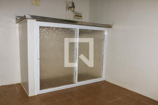 Cozinha de apartamento para alugar com 1 quarto, 52m² em Quintino Bocaiúva, Rio de Janeiro