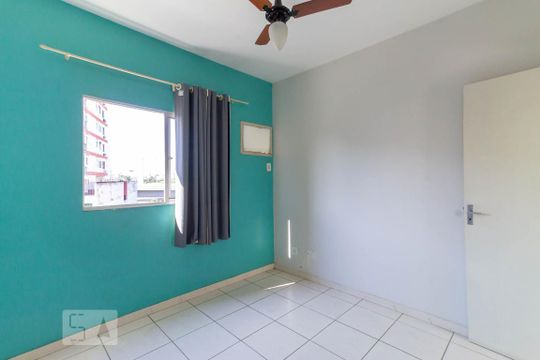 Quarto 2 de apartamento para alugar com 2 quartos, 55m² em Madureira, Rio de Janeiro