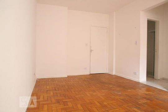 Sala/Quarto de kitnet/studio à venda com 1 quarto, 34m² em Sé, São Paulo