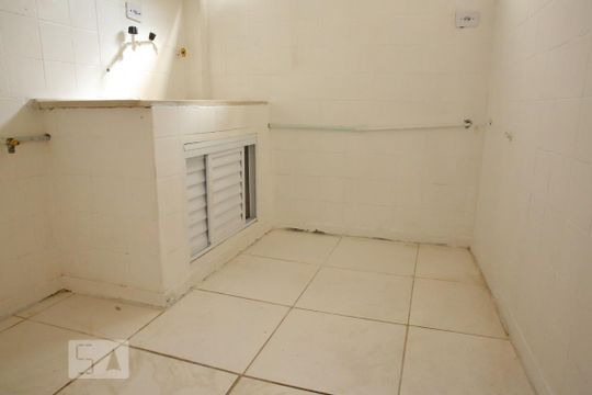 Cozinha de kitnet/studio à venda com 1 quarto, 34m² em Sé, São Paulo