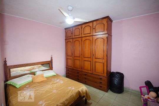 Quarto 1 de casa à venda com 3 quartos, 50m² em Icaraí, Niterói