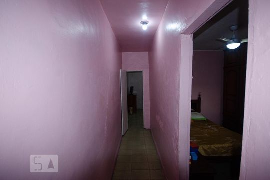 Corredor de casa à venda com 3 quartos, 50m² em Icaraí, Niterói
