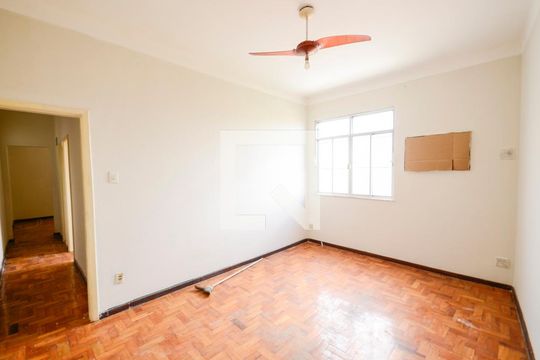 Quarto de casa à venda com 2 quartos, 140m² em Estácio, Rio de Janeiro