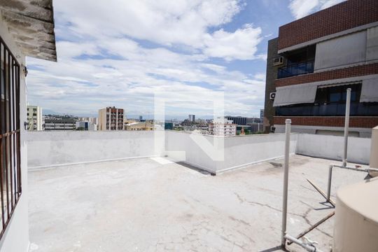 Terraço de casa à venda com 2 quartos, 140m² em Estácio, Rio de Janeiro