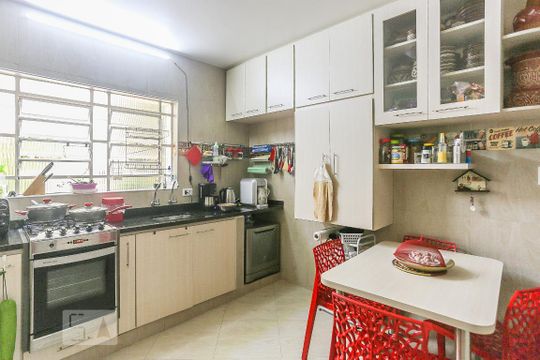 Cozinha de casa de condomínio à venda com 4 quartos, 320m² em Rio Pequeno, São Paulo