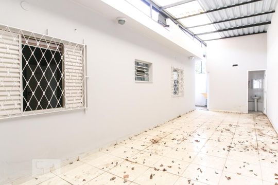 Garagem de casa para alugar com 2 quartos, 190m² em Jardim Fátima, São José dos Campos