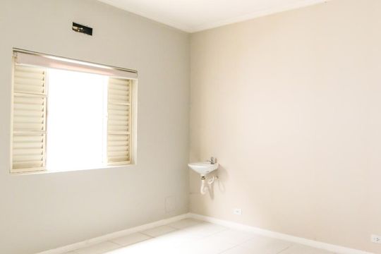 Quarto de casa para alugar com 2 quartos, 190m² em Jardim Fátima, São José dos Campos