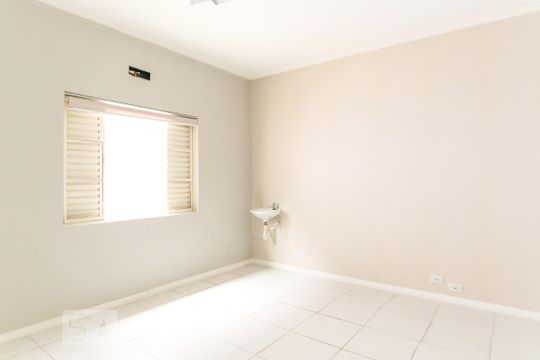 Quarto de casa para alugar com 2 quartos, 190m² em Jardim Fátima, São José dos Campos
