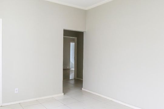Sala de casa para alugar com 2 quartos, 190m² em Jardim Fátima, São José dos Campos